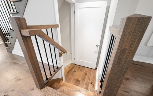 24-2086 Ghent Avenue, Burlington, ON - Indoor Photo Showing Other Room