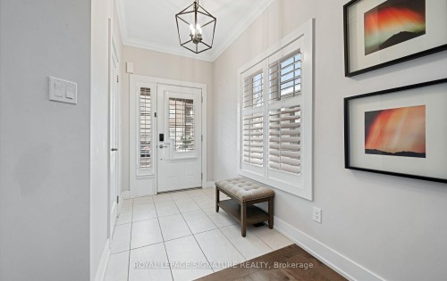 24-2086 Ghent Avenue, Burlington, ON - Indoor Photo Showing Other Room