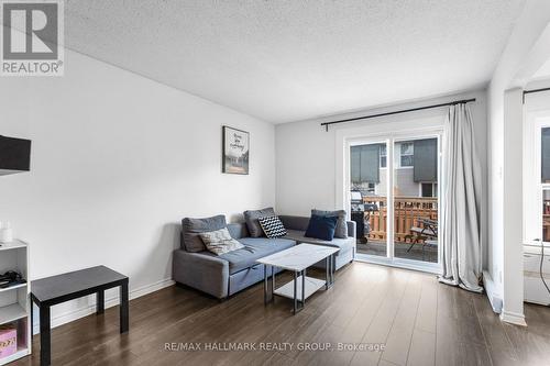107 - 3445 Uplands Drive, Ottawa, ON - Indoor Photo Showing Living Room