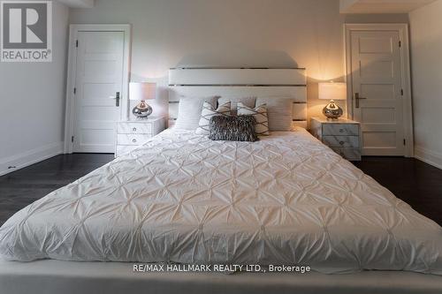 17 Hammok Crescent, Markham, ON - Indoor Photo Showing Bedroom
