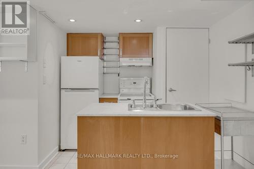Coach House - 321 Palmerston Boulevard, Toronto, ON - Indoor Photo Showing Kitchen With Double Sink