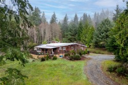 1877 Mountview Dr  Sayward, BC V0P 1R0