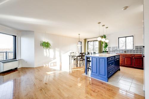 Salle à manger - 519-210 Rue Du Bord-De-L'Eau O., Longueuil (Le Vieux-Longueuil), QC - Indoor