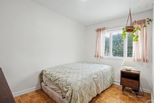 Chambre à coucher - 3595 Rue Duvernay, Longueuil (Saint-Hubert), QC - Indoor Photo Showing Bedroom