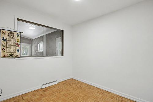 Chambre à coucher - 3595 Rue Duvernay, Longueuil (Saint-Hubert), QC - Indoor Photo Showing Other Room