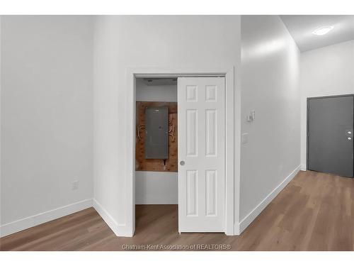 4-131 Main Street, Dresden, ON 