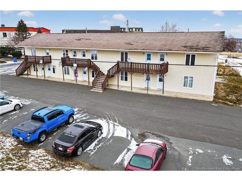 725 Univesity Dr, Bathurst, NB 