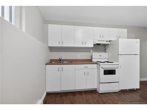 725 Univesity Dr, Bathurst, NB 