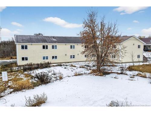 725 Univesity Dr, Bathurst, NB 