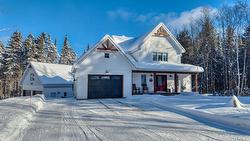 52 Rue du Sommet-du-Parc  Sainte-Marguerite-Du-Lac-Masson, QC J0T 1L0