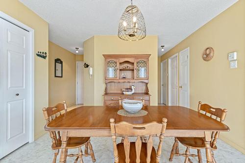 Salle à manger - 204-2385 Rue Henriette-Céré, Longueuil (Saint-Hubert), QC - Indoor Photo Showing Dining Room