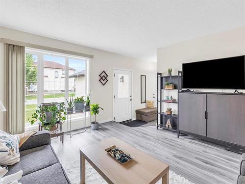 7 Degner Pl, Winnipeg, MB 