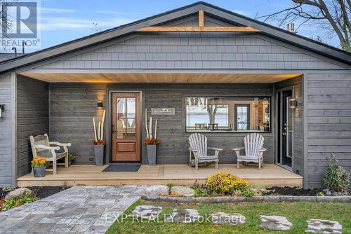 621 Duclos Point Road, Georgina, ON - Outdoor