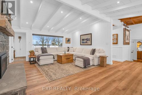 621 Duclos Point Road, Georgina, ON - Indoor Photo Showing Living Room With Fireplace