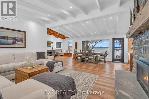 621 Duclos Point Road, Georgina, ON - Indoor Photo Showing Living Room With Fireplace