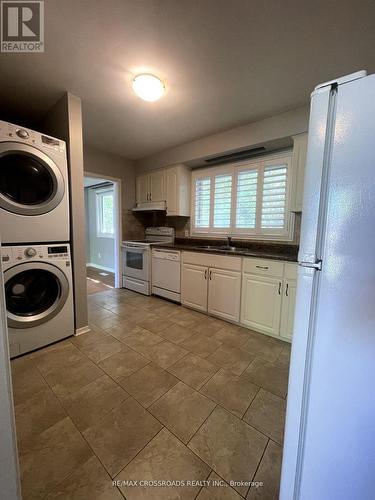 Upper - 89 Ottaway Avenue, Barrie, ON - Indoor Photo Showing Laundry Room