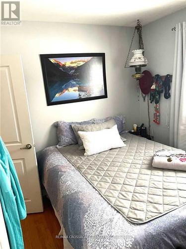 Upper - 89 Ottaway Avenue, Barrie, ON - Indoor Photo Showing Bedroom