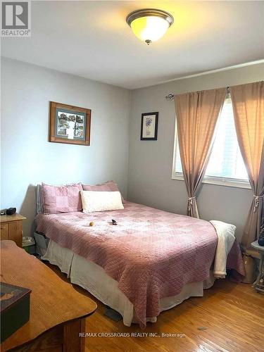 Upper - 89 Ottaway Avenue, Barrie, ON - Indoor Photo Showing Bedroom