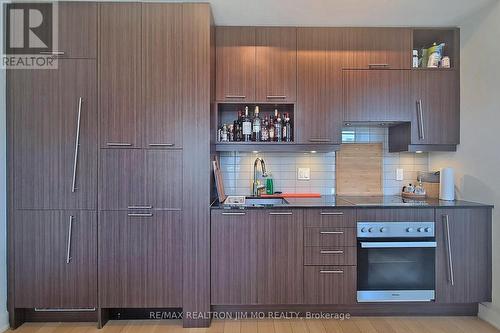 2604 - 199 Richmond Street W, Toronto, ON - Indoor