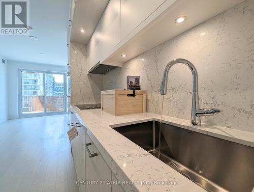 523 - 155 Merchants' Wharf, Toronto, ON - Indoor Photo Showing Kitchen