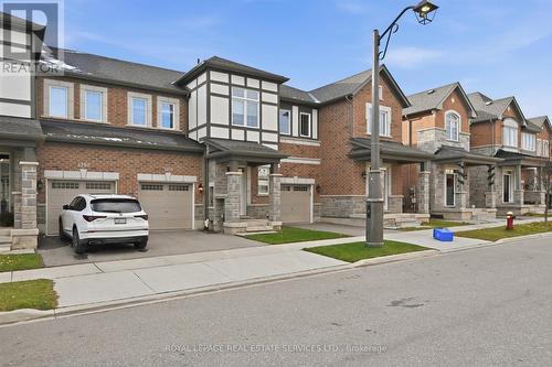 Designed for Family Comfort and Entertaining! - 3300 Jacob Way, Oakville, ON - Outdoor With Facade