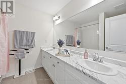 Five-Piece Main Bath with Double Sinks - 