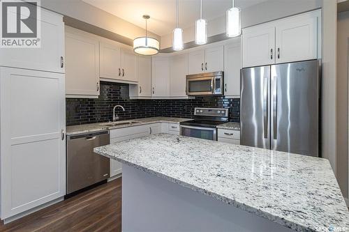 109 1015 Moss Avenue, Saskatoon, SK - Indoor Photo Showing Kitchen With Upgraded Kitchen