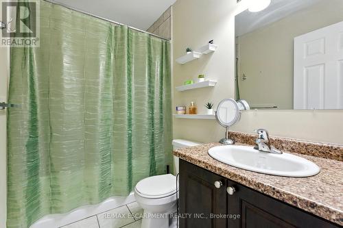 61 - 21 Diana Avenue, Brantford, ON - Indoor Photo Showing Bathroom