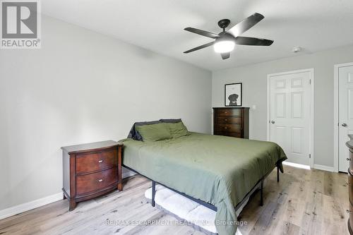 61 - 21 Diana Avenue, Brantford, ON - Indoor Photo Showing Bedroom