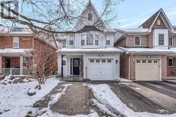 72 WESSEX DRIVE  Whitby (Brooklin), ON L1M 2C2