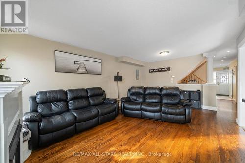 72 Wessex Drive, Whitby (Brooklin), ON - Indoor Photo Showing Living Room