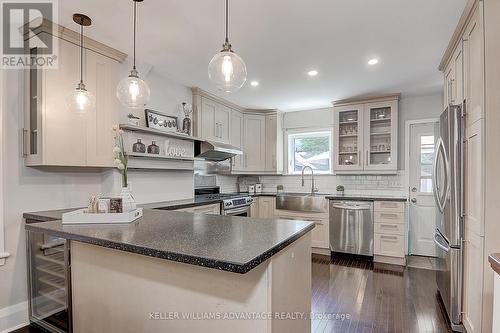 167 Queensdale Avenue, Toronto, ON - Indoor Photo Showing Kitchen With Upgraded Kitchen