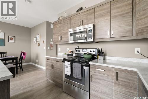 2810 Ridgway Avenue, Regina, SK - Indoor Photo Showing Kitchen