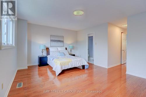 679 Constellation Drive, Mississauga, ON - Indoor Photo Showing Bedroom