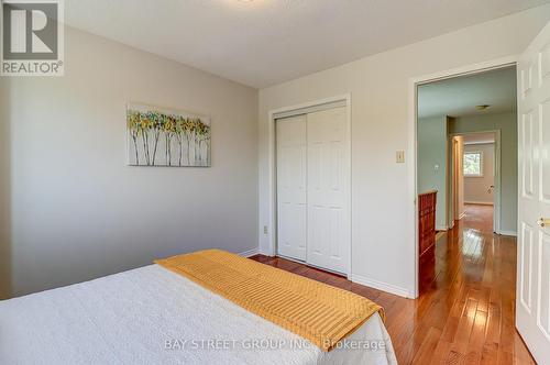 679 Constellation Drive, Mississauga, ON - Indoor Photo Showing Bedroom