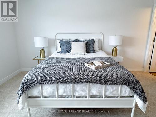 112 Styles Drive, St. Thomas, ON - Indoor Photo Showing Bedroom