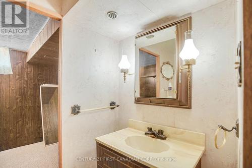 119 Bancroft Road, London East (East I), ON - Indoor Photo Showing Bathroom