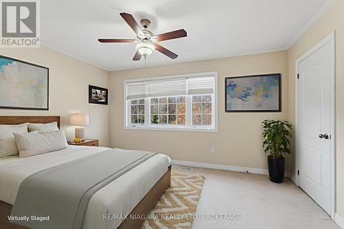6537 St Michael Avenue, Niagara Falls (Forestview), ON - Indoor Photo Showing Bedroom