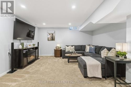 4 Donker Drive, St. Thomas, ON - Indoor