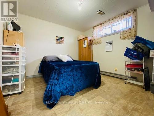 11 Kennedy Avenue, Kapuskasing, ON - Indoor Photo Showing Bedroom
