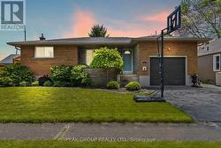 47 DAVID STREET  Welland (Lincoln/Crowland), ON L3B 2B4