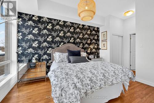 306 - 682 Churchill Avenue N, Ottawa, ON - Indoor Photo Showing Bedroom