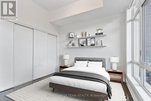 306 - 682 Churchill Avenue N, Ottawa, ON - Indoor Photo Showing Bedroom