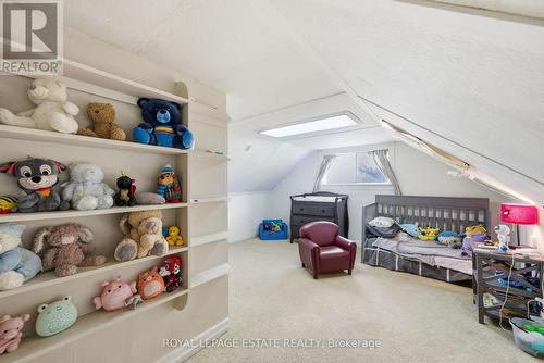 349 Oshawa Boulevard S, Oshawa, ON - Indoor