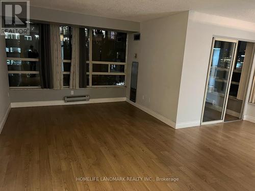 515 - 250 Webb Drive, Mississauga, ON - Indoor Photo Showing Other Room