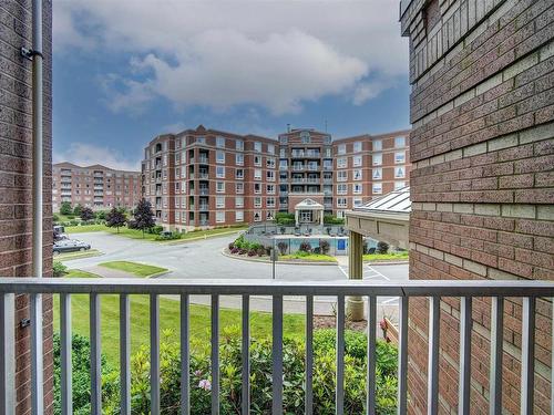 201 40 Regency Park Drive, Halifax, NS 