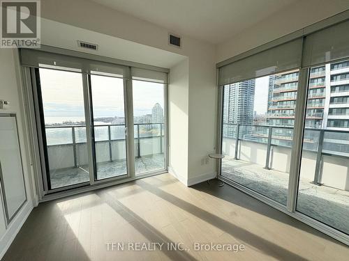 1502 - 20 Shore Breeze Drive, Toronto, ON -  With Balcony With Exterior