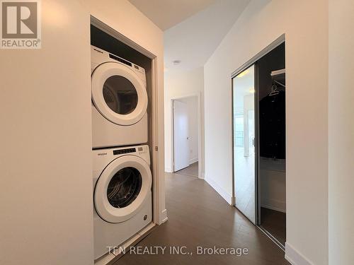 1502 - 20 Shore Breeze Drive, Toronto, ON - Indoor Photo Showing Laundry Room