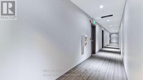 203 - 2375 Bronte Road, Oakville, ON - Indoor Photo Showing Other Room