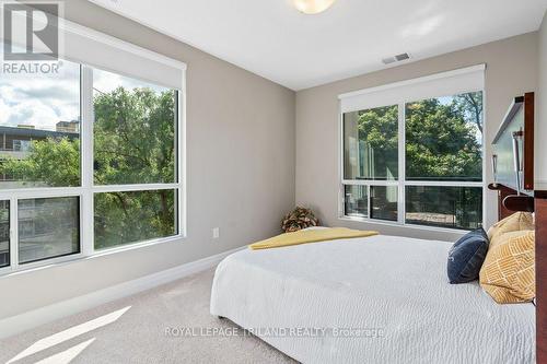 504 - 1200 Commissioners Road W, London South (South B), ON - Indoor Photo Showing Bedroom